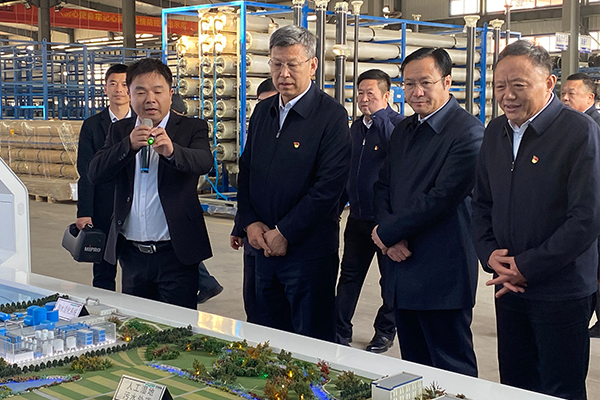 赤峰市党政考察团莅临辽宁一诺环境产业集团有限公司进行参观考察 赤峰市党政考察团莅临辽宁一诺环境产业集团有限公司进行参观考察